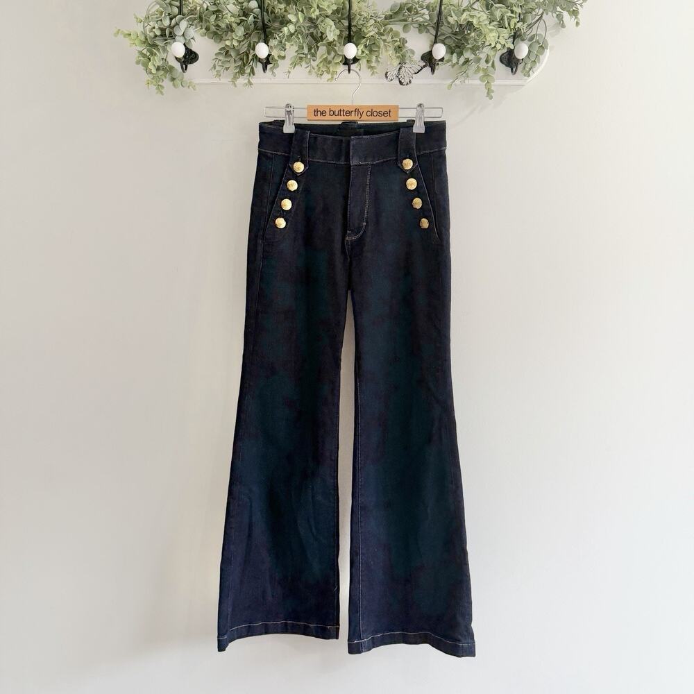 WHBM dark Denim High Rise Flare Gold Button Accent Jeans Stretch Size 4 W6025